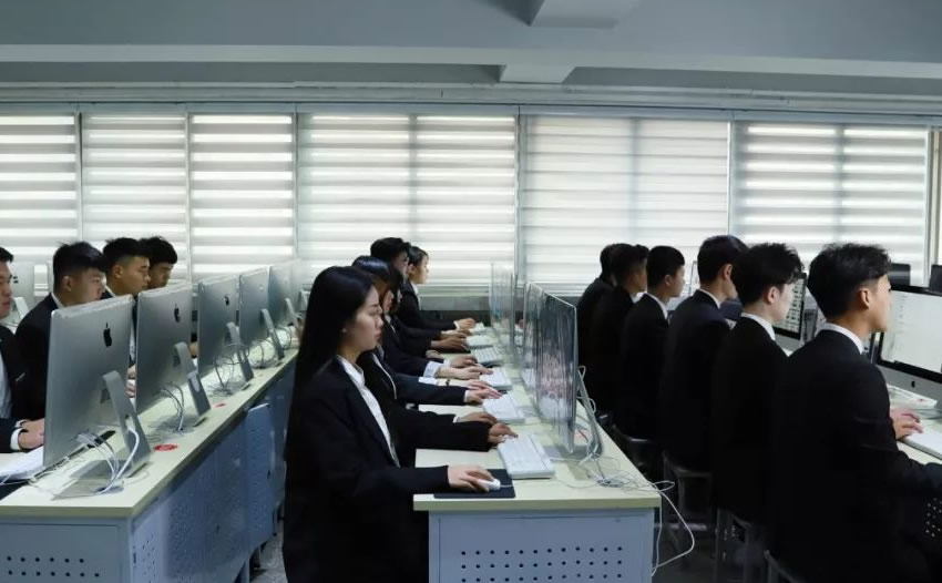 初中生学技术学校