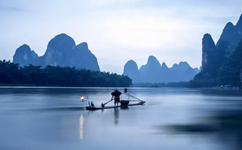 高适诗文中别董大意境是什么？
